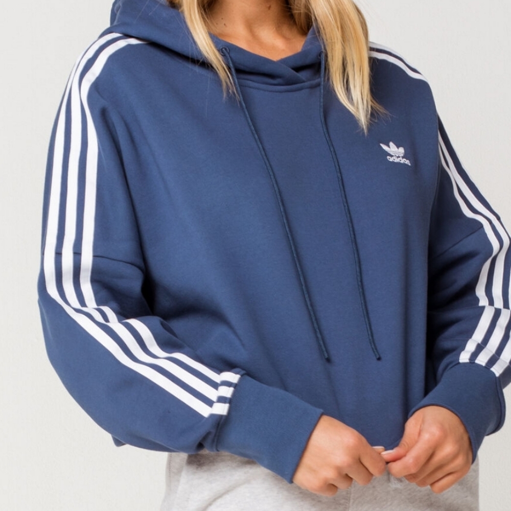 Adidas cropped woman's Hoodie size Large in navy blue